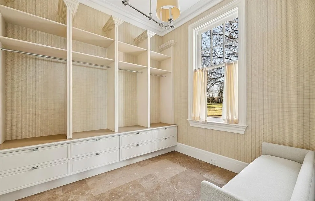 A Singular Owner-Built Estate Overlooking the Long Island Sound, Asking $13.9 Million 24 At 30 Forest Drive an Extraordinary Owner Built Estate Commands Long Island Sound Views 23