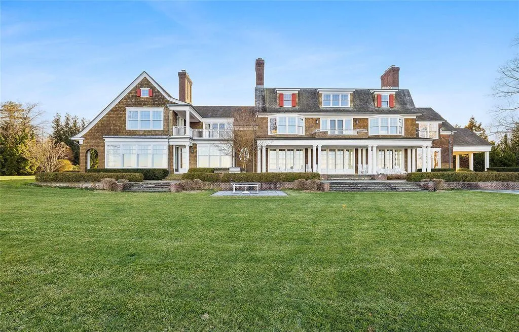 A Singular Owner-Built Estate Overlooking the Long Island Sound, Asking $13.9 Million 25 At 30 Forest Drive an Extraordinary Owner Built Estate Commands Long Island Sound Views 24