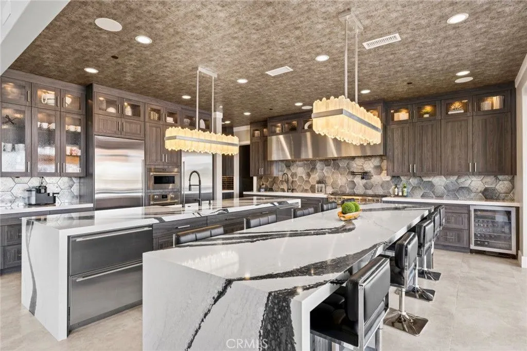 A Remarkable $11.5 Million California Showpiece Designed for Modern, Elevated Living 16 Inside 11 Thurston Dr — A Stunning 11.5 Million Masterpiece Defined by Balance and Luxury 10