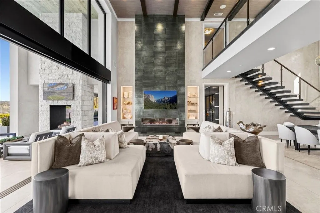 A Remarkable $11.5 Million California Showpiece Designed for Modern, Elevated Living 8 Inside 11 Thurston Dr — A Stunning 11.5 Million Masterpiece Defined by Balance and Luxury 2