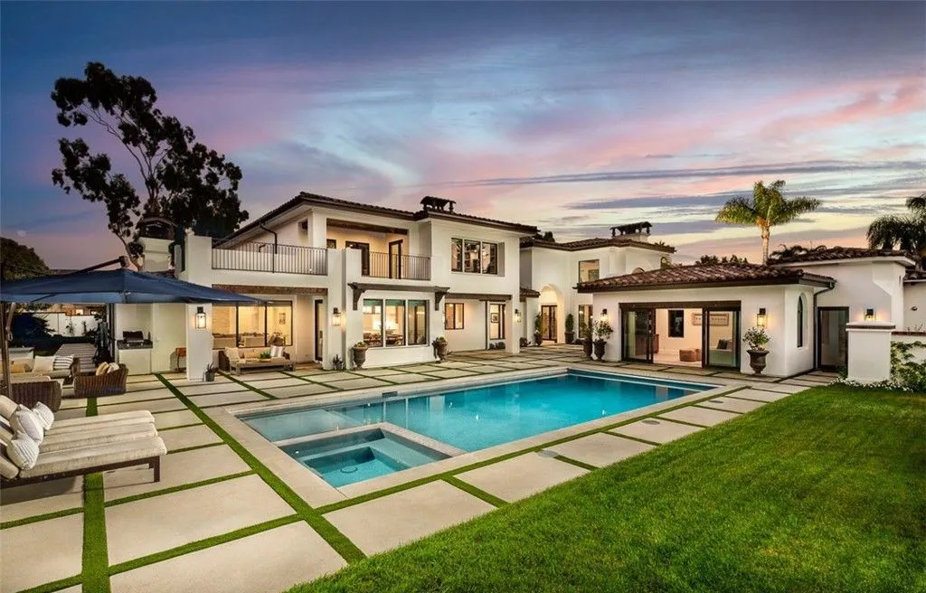 An Extraordinary Opulent Sanctuary in California Hits the Market for $14.5 Million 5 Inside 4085 Calle Isabella an Extraordinary California Retreat Designed for Entertaining 1