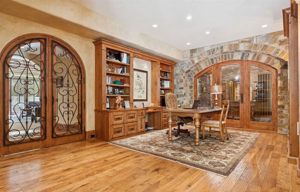 Inside an $8 Million Colorado Residence Masterfully Crafted by Architect Greg Cook 26 Inside 7 Village Road — A Stunning 8 Million Architectural Triumph in Colorado 21