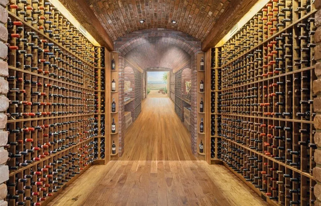 Inside an $8 Million Colorado Residence Masterfully Crafted by Architect Greg Cook 27 Inside 7 Village Road — A Stunning 8 Million Architectural Triumph in Colorado 22