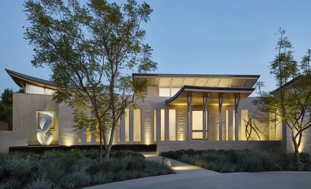 Ridge House by Landry Design Group, A Sculpted Hillside Residence Framing Views, Privacy, and Timeless Luxury 12 Ridge House by Landry Design Group A Sculpted Hillside Residence Framing Views Privacy and Timeless Luxury 5