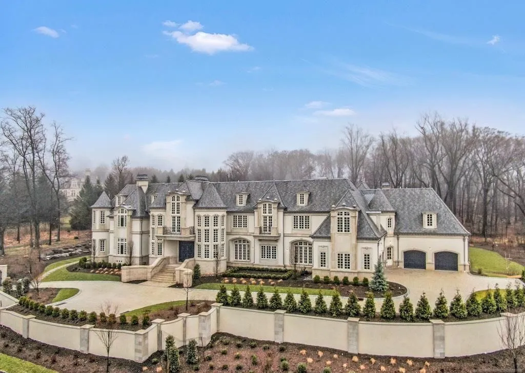 Magnificent New Jersey Mansion Blending Grandeur with Modern Functionality for $21.5 Million 5 10 Frick Dr Extraordinary New Jersey Estate Showcasing Grandeur and Scale 1