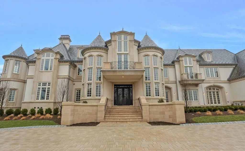 Magnificent New Jersey Mansion Blending Grandeur with Modern Functionality for $21.5 Million 21 10 Frick Dr Extraordinary New Jersey Estate Showcasing Grandeur and Scale 25