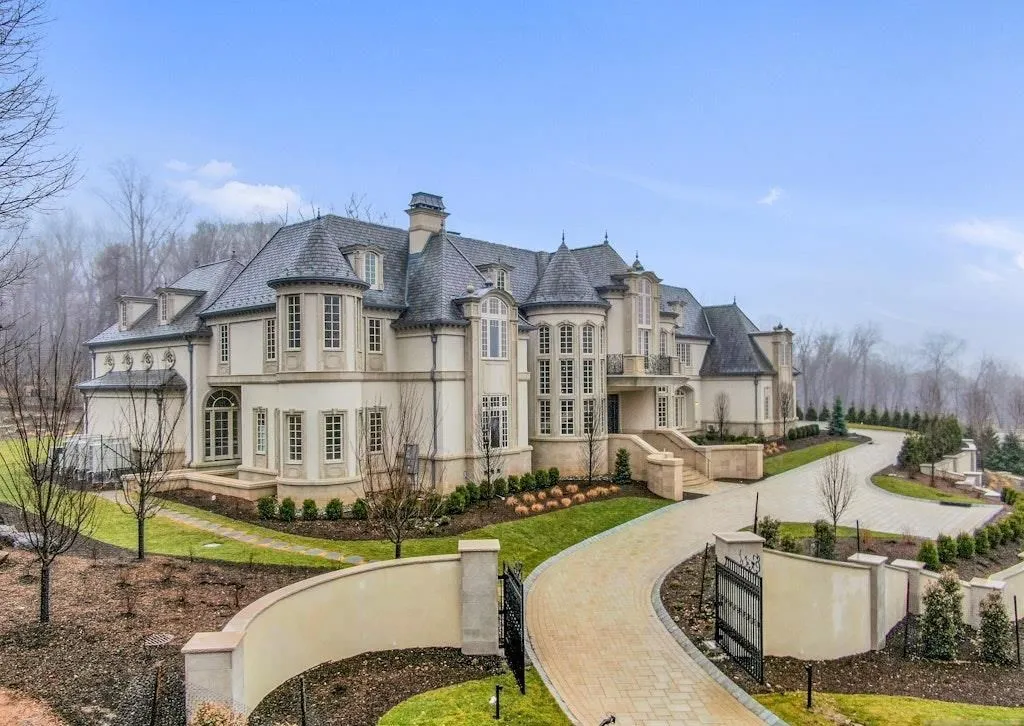 Magnificent New Jersey Mansion Blending Grandeur with Modern Functionality for $21.5 Million 22 10 Frick Dr Extraordinary New Jersey Estate Showcasing Grandeur and Scale 26