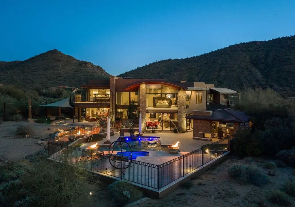 Serene Yet Striking: Inside a $7.1 Million Arizona Desert Showpiece 28 10570 E Pinnacle Peak Rd Unveils an Extraordinary 7.1 Million Arizona Masterpiece 22