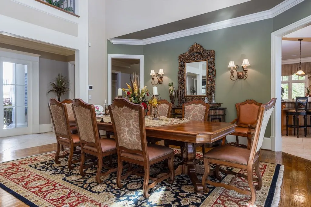 Elevated Coastal Living: $6.595M Georgia Residence with Sweeping Waterfront Scenery 10 1070 Prosperity Point Showcases a Stunning Waterfront Estate 6