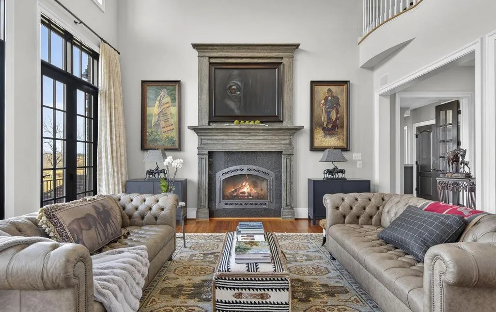 Stunning Virginia Country Estate with Panoramic Blue Ridge Mountain Views Asks $3.395M 13 110 result 1