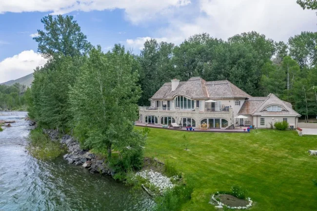 Spectacular Idaho Valley Estate Offering a Truly Rare Homesite Priced at $5.995M