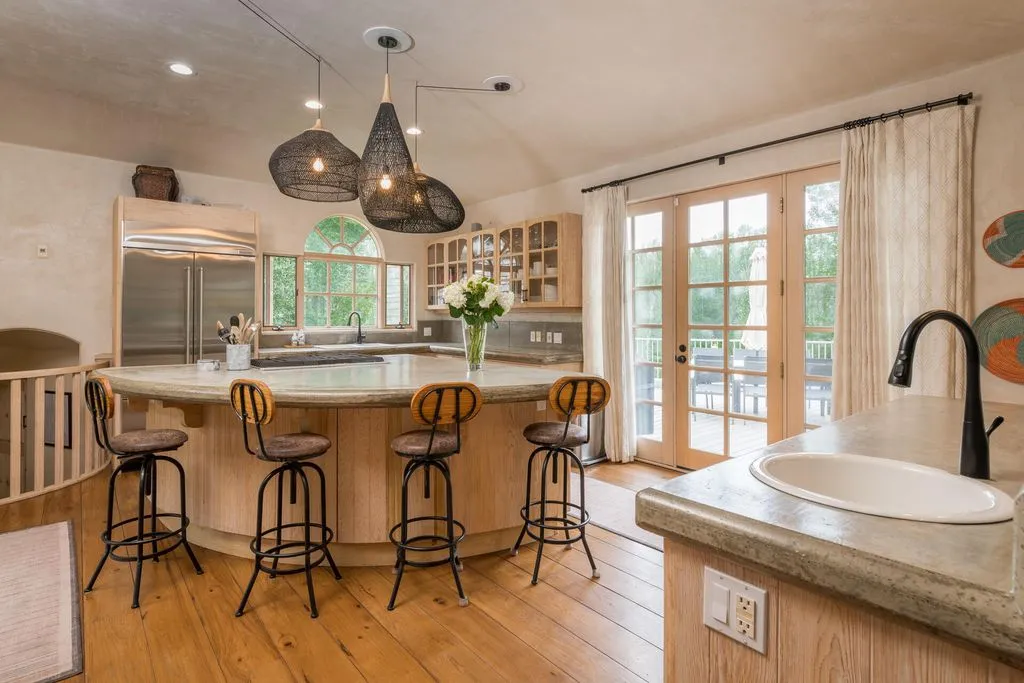 Spectacular Idaho Valley Estate Offering a Truly Rare Homesite Priced at $5.995M 15 114 Deer Creek Ln — Spectacular Valley Estate Offering a Truly Rare Homesite 12