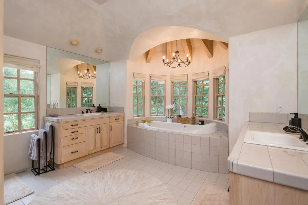 Spectacular Idaho Valley Estate Offering a Truly Rare Homesite Priced at $5.995M 16 114 Deer Creek Ln — Spectacular Valley Estate Offering a Truly Rare Homesite 13