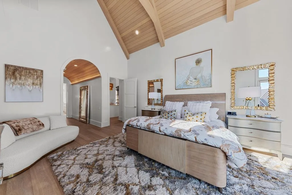 $11.8M Georgia Lakefront Masterpiece Showcases Exceptional Craftsmanship 15 1180 Broadpoint Dr A Stunning Custom Lakefront Estate 17