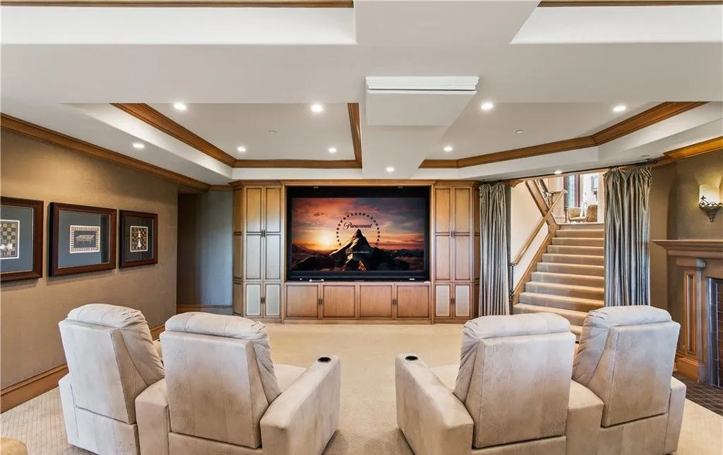 Luxury Coastal Estate with Ocean Views in Southern California Priced at $17.988M 28 12 Morning Dove Magnificent Ocean View Estate in Southern California 23