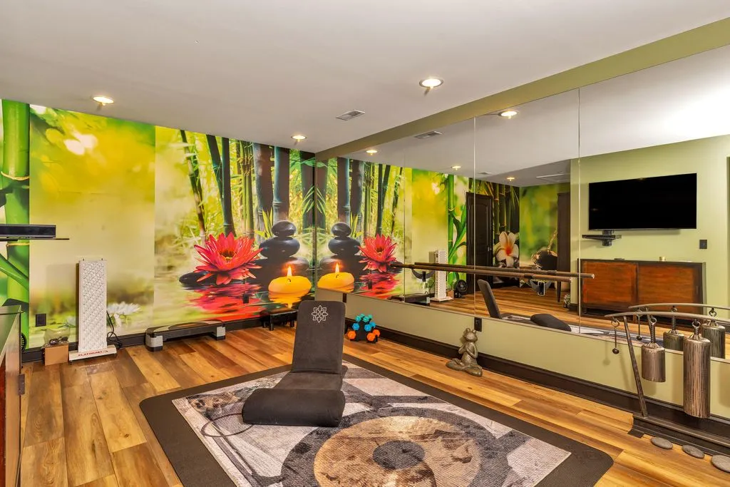 Grand Country Estate with 22 Private Acres in Georgia Listed for $4.9M 16 1297 Houston Valley Rd — Spectacular Private Estate on 22 Acres 12