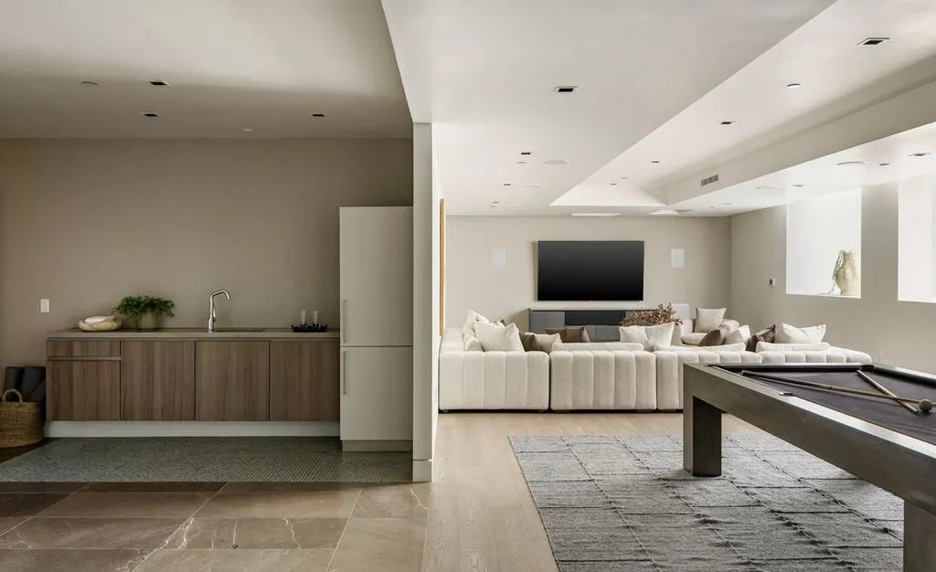 Breathtaking Golf Course Views Define This $10.995M California Contemporary Estate 16 13120 Nimrod Pl A Breathtaking Modern Estate Overlooking the Golf Course 23