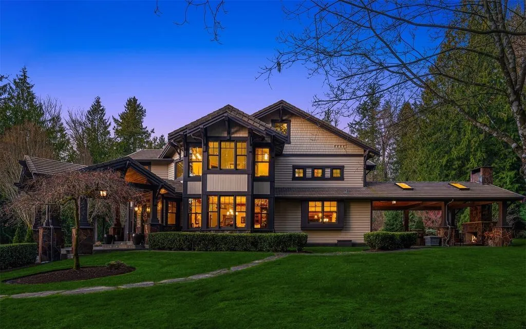 $3,195,000 Washington Timber-Frame Masterpiece Lives Like a Private Mountain Resort 21 1320 289th Avenue NE Delivers a Stunning Private Lodge 20