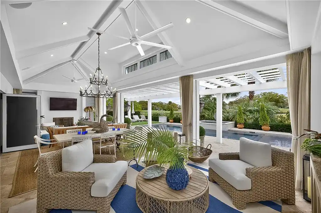 Stunning $7.8 Million Luxury Golf Estate in Indian River Shores Real Estate, Exclusive Resort-Style Living Opportunity 7 Luxury golf course home at 140 Island Creek Dr in Indian River Shores with pool and landscaped backyard