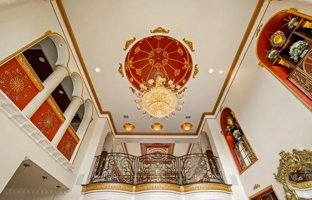 Private, Resort-Inspired Texas Estate Lists for $3,399,000 25 1418 Greystone A Stunning Texas Estate Offering Elevated Resort Living 19