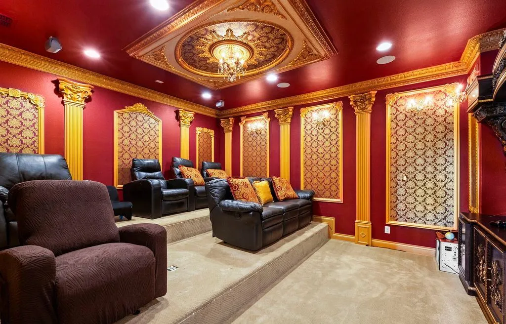 Private, Resort-Inspired Texas Estate Lists for $3,399,000 27 1418 Greystone A Stunning Texas Estate Offering Elevated Resort Living 21