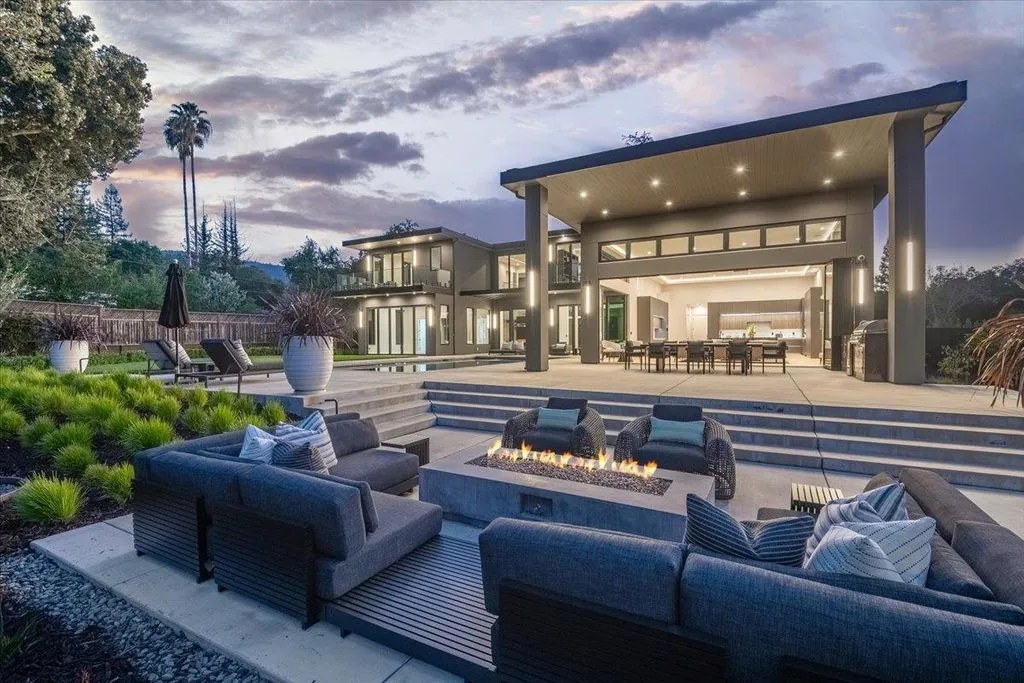 Ultra-Luxury Modern Home in Silicon Valley Asks $11.298M 31 14920 Sobey Rd — Stunning Ultra Luxury Modern Home 27