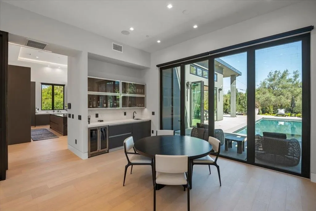 Ultra-Luxury Modern Home in Silicon Valley Asks $11.298M 11 14920 Sobey Rd — Stunning Ultra Luxury Modern Home 9