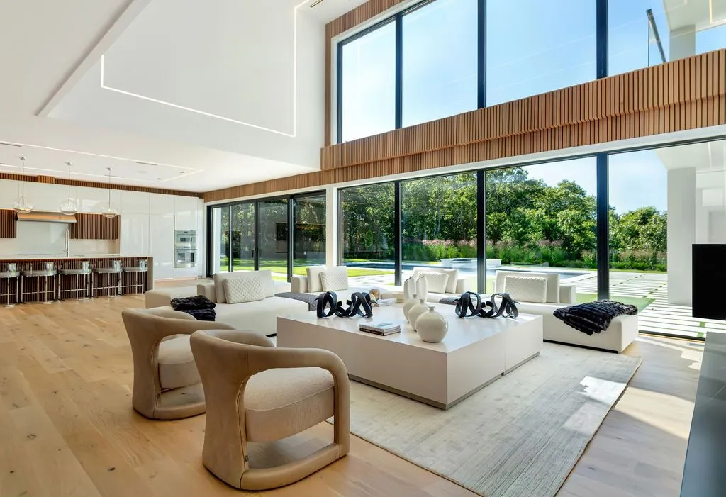 Exquisite Modern Estate on Nearly 5 Acres in New York Lists for $13.995 Million 10 15 Watermill Height Dr An Exquisite Modern Estate on Nearly 5 Acres in New York 6