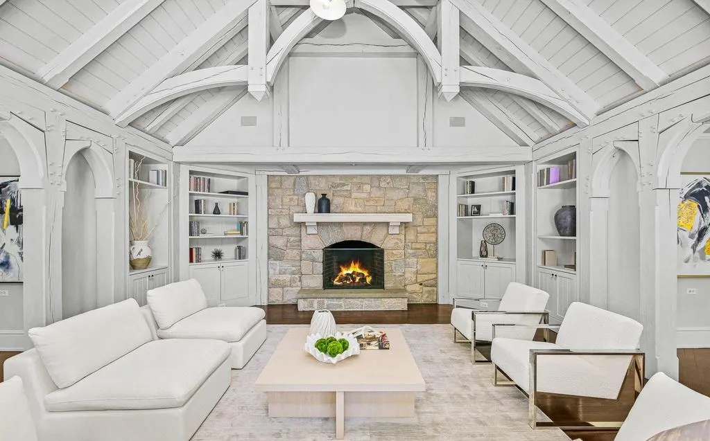 Classic English Manor in Connecticut Listed for $15.6 Million 17 164 Round Hill Rd Stunning English Manor in Connecticut 12