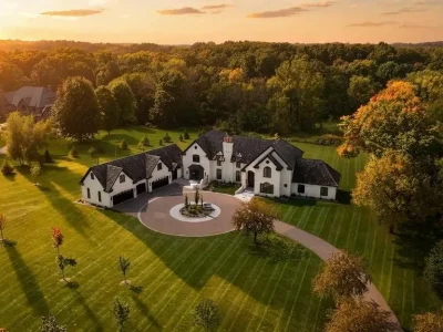 Elegant Luxury Residence by Hendel Homes Showcasing Superior Craftsmanship Available for $4.95M 2 170 Spur Cir Stunning Luxury Estate by Hendel Homes in Minnesota 1