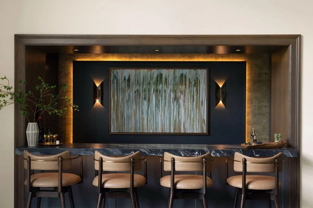 Elegant Luxury Residence by Hendel Homes Showcasing Superior Craftsmanship Available for $4.95M 9 170 Spur Cir Stunning Luxury Estate by Hendel Homes in Minnesota 5