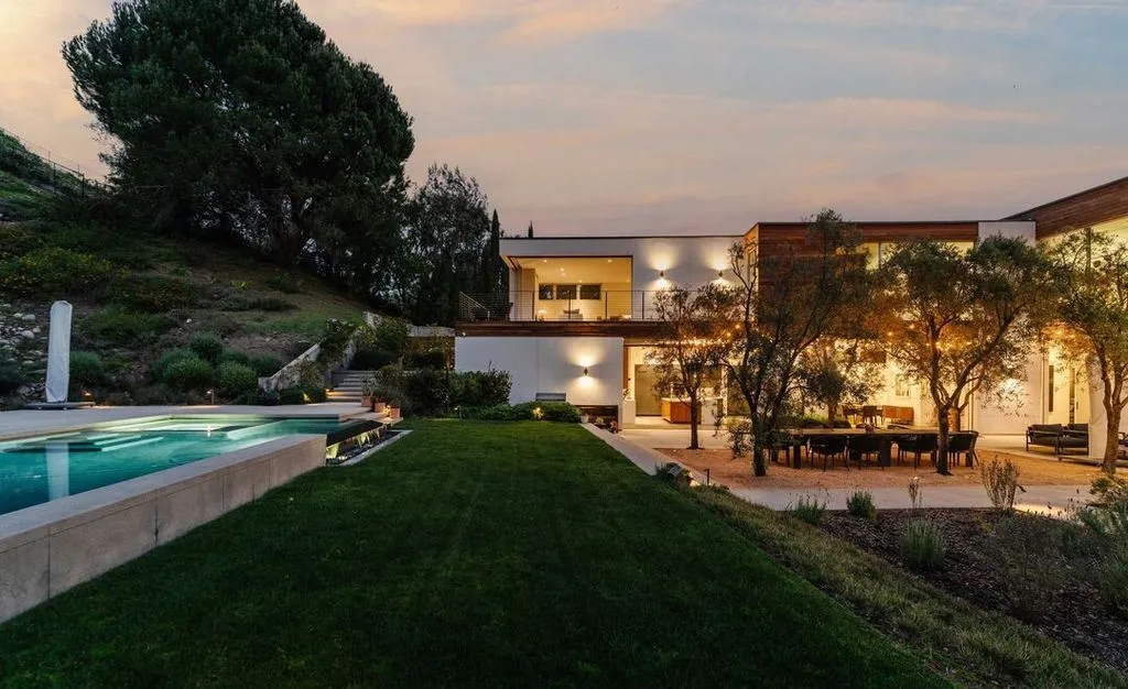 Private California Estate Offering Serenity and Convenience Lists for $11.495 Million 26 17731 Calle De Palermo Stunning Private Estate in California 22