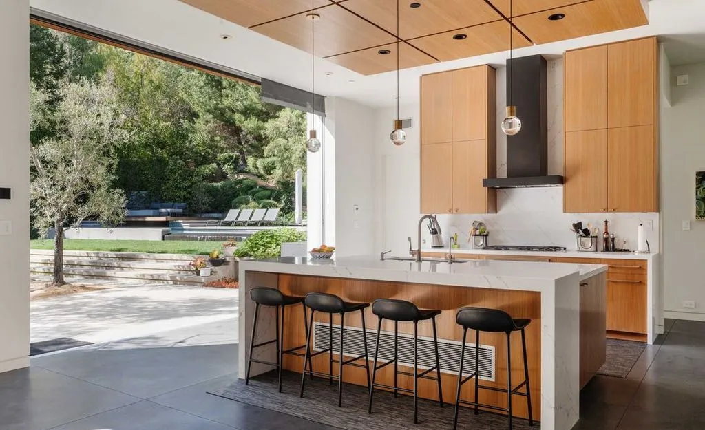 Private California Estate Offering Serenity and Convenience Lists for $11.495 Million 11 17731 Calle De Palermo Stunning Private Estate in California 6