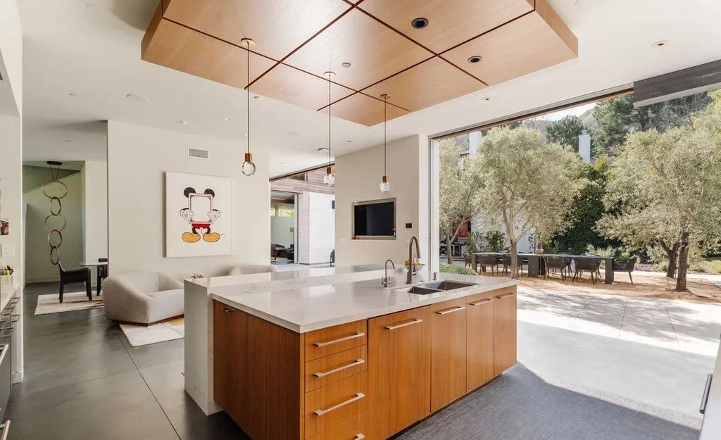 Private California Estate Offering Serenity and Convenience Lists for $11.495 Million 13 17731 Calle De Palermo Stunning Private Estate in California 8