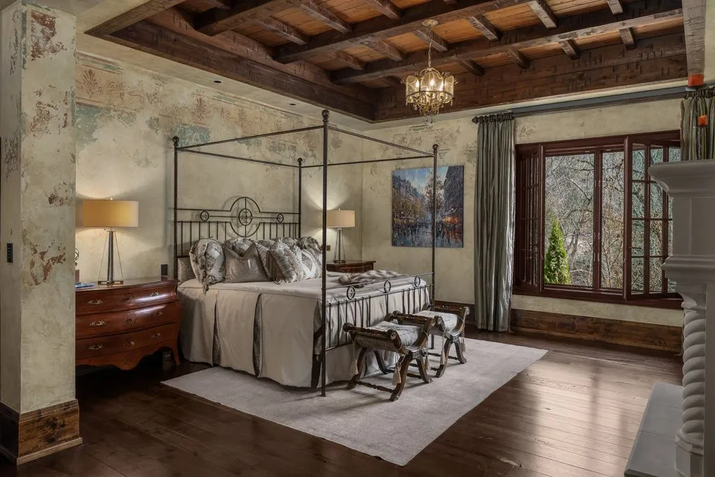 Opulent Italianate Mansion in Tennessee Hits the Market for $12.225M 13 1805 Pace Hvn Showcases an Extraordinary Italianate Mansion Offered for 12.225M 15