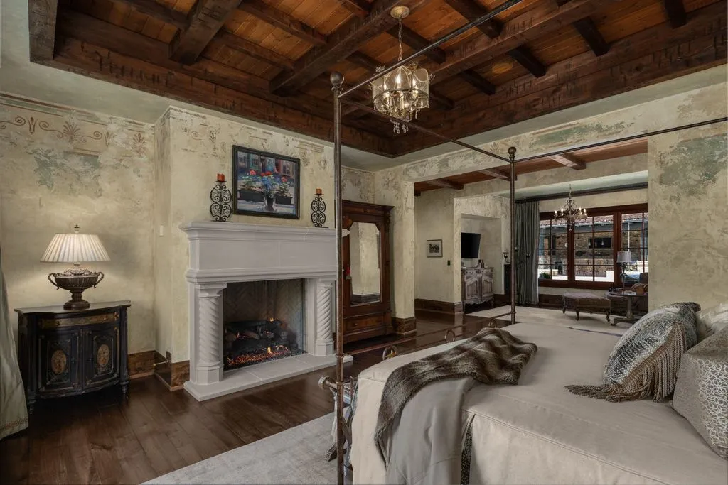 Opulent Italianate Mansion in Tennessee Hits the Market for $12.225M 14 1805 Pace Hvn Showcases an Extraordinary Italianate Mansion Offered for 12.225M 16