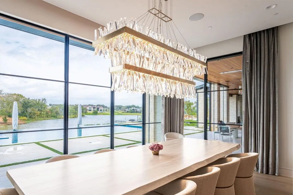 Luxury Modern Transitional Estate by Cary Hy Hits the Market in Texas for $18,998,888 7 1888 Lakeshore Dr Stunning Modern Transitional Mansion by Cary Hy 10