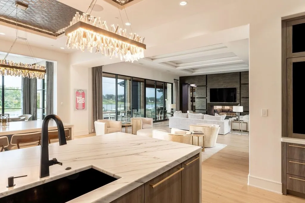 Luxury Modern Transitional Estate by Cary Hy Hits the Market in Texas for $18,998,888 11 1888 Lakeshore Dr Stunning Modern Transitional Mansion by Cary Hy 9