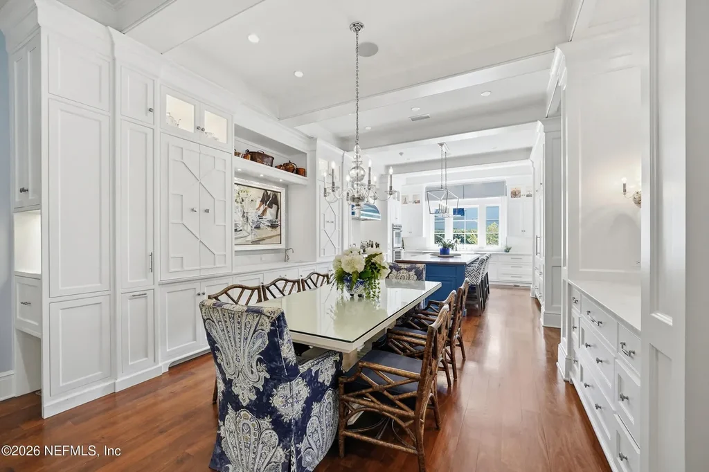 $8 Million Intracoastal Estate in Ponte Vedra Beach Debuts With Private Marina Access and Resort-Style Luxury Living 10 Luxury waterfront estate at 193 ADMIRALS Way S in Ponte Vedra Beach overlooking the Intracoastal Waterway with infinity-edge pool and private marina access