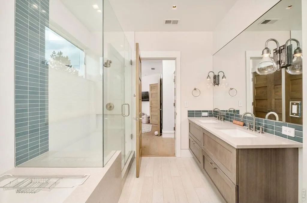 Luxury Colorado Retreat Offering Privacy, Style, and Effortless Living Asks $8.45M 25 2158 Tamarack Ave Stunning Colorado Estate Designed for Effortless Luxury Living 17