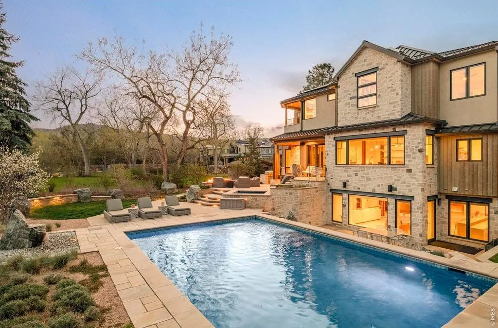 Luxury Colorado Retreat Offering Privacy, Style, and Effortless Living Asks $8.45M 28 2158 Tamarack Ave Stunning Colorado Estate Designed for Effortless Luxury Living 25