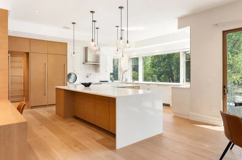 Luxury Colorado Retreat Offering Privacy, Style, and Effortless Living Asks $8.45M 12 2158 Tamarack Ave Stunning Colorado Estate Designed for Effortless Luxury Living 9