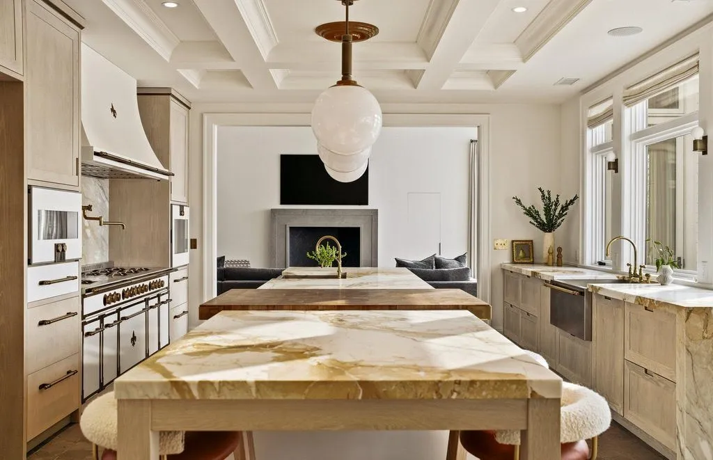 Villa Cheri: A Spectacular Waterfront Estate in New York Listed for $19.5 Million 7 217 Hommocks Road Villa Cheri a Spectacular Waterfront Estate 3