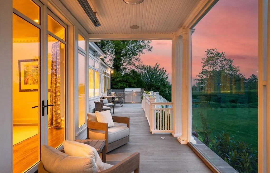 Villa Cheri: A Spectacular Waterfront Estate in New York Listed for $19.5 Million 19 217 Hommocks Road Villa Cheri a Spectacular Waterfront Estate 7