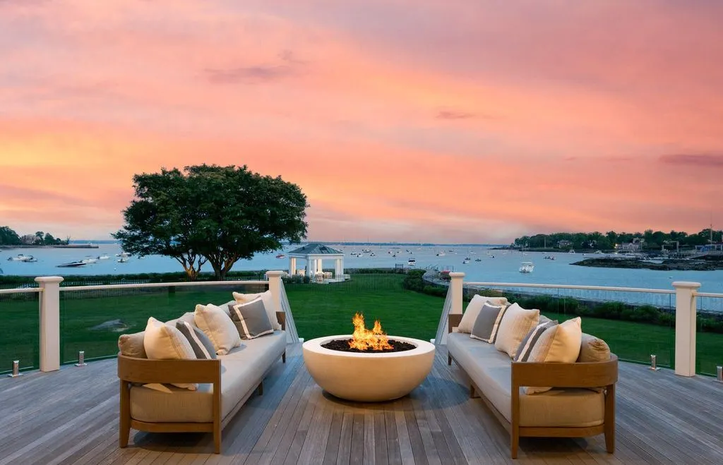 Villa Cheri: A Spectacular Waterfront Estate in New York Listed for $19.5 Million 20 217 Hommocks Road Villa Cheri a Spectacular Waterfront Estate 8