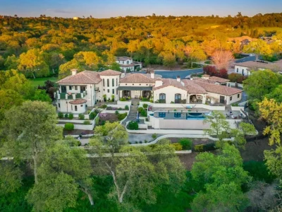 Experience Unparalleled Craftsmanship in This Iconic Estate Priced at $4.895 Million 1 217 Rua Esperanza Spectacular Estate Blending Historic California Style with Modern Luxury 24