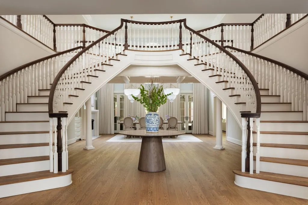 Breathtaking Tennessee Retreat Surrounded by Scenic Beauty Available for $10.15M 7 2183 S Berrys Chapel Rd Stunning Tennessee Estate 5