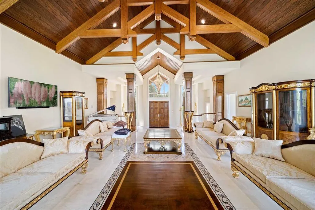 Spectacular 27-Acre Retreat Overlooking Coralville Lake Lists for $2.95 Million 11 2310 Lakeridge Pl NE Spectacular 27 Acre Retreat Overlooking Coralville Lake 12