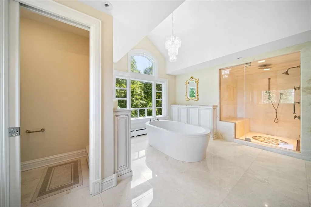 Spectacular 27-Acre Retreat Overlooking Coralville Lake Lists for $2.95 Million 22 2310 Lakeridge Pl NE Spectacular 27 Acre Retreat Overlooking Coralville Lake 23