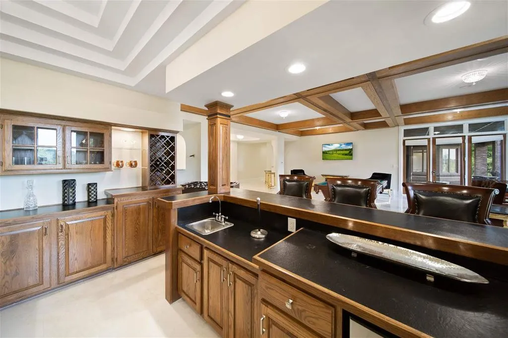 Spectacular 27-Acre Retreat Overlooking Coralville Lake Lists for $2.95 Million 32 2310 Lakeridge Pl NE Spectacular 27 Acre Retreat Overlooking Coralville Lake 29